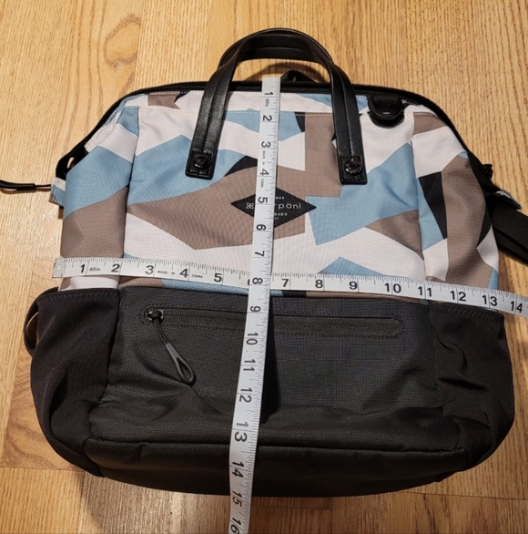 Sherpani Backpack - Picture 4 of 10